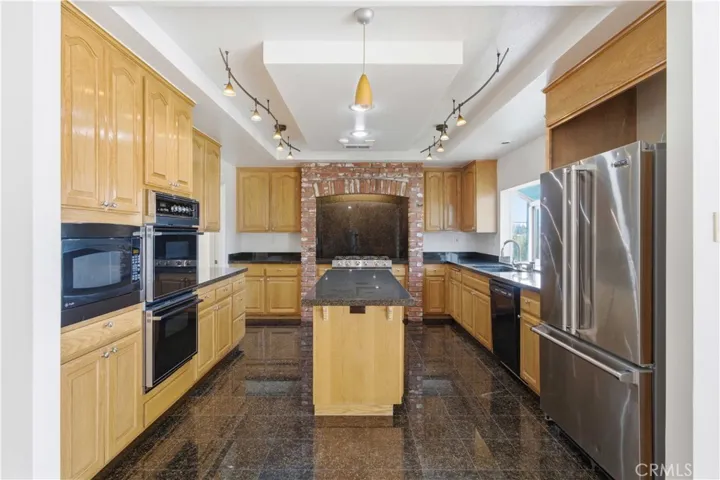 19808 Winged Foot, Porter Ranch, California 91326