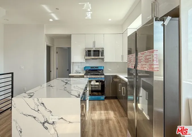 5340 1/2 Denny Avenue, North Hollywood, California 91601