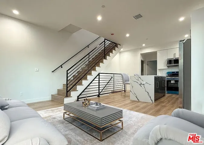 5340 1/2 Denny Avenue, North Hollywood, California 91601