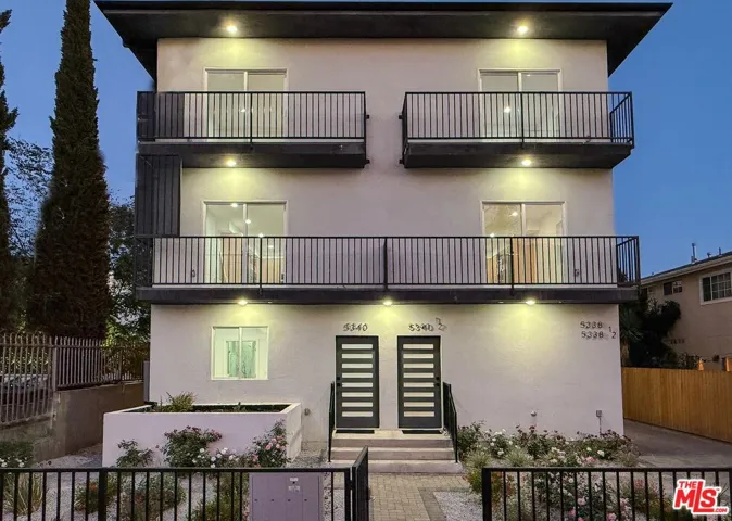 5340 1/2 Denny Avenue, North Hollywood, California 91601