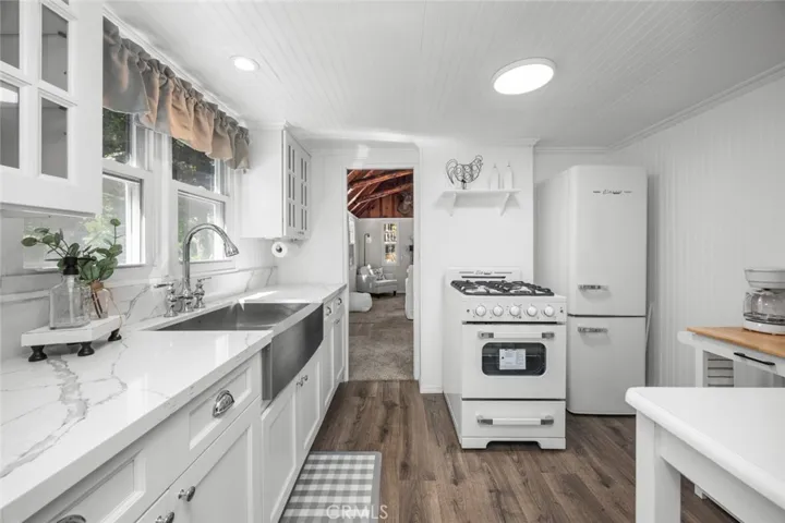1177 Bear Springs Road, Rimforest, California 92378
