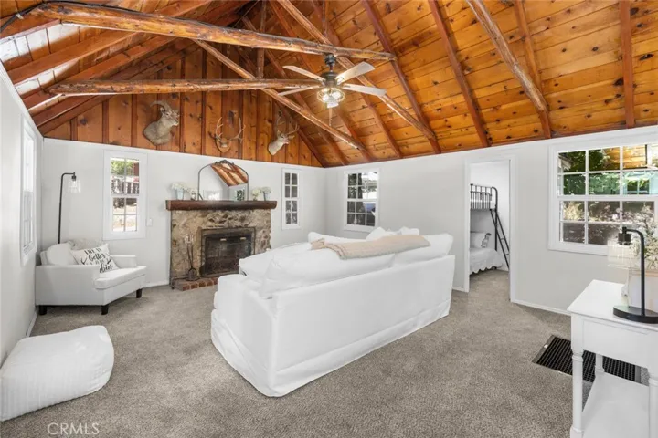 1177 Bear Springs Road, Rimforest, California 92378