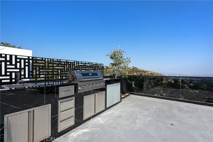 8144 Gould, Los Angeles, California 90046