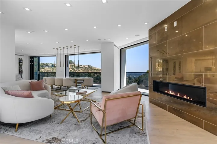 8144 Gould, Los Angeles, California 90046