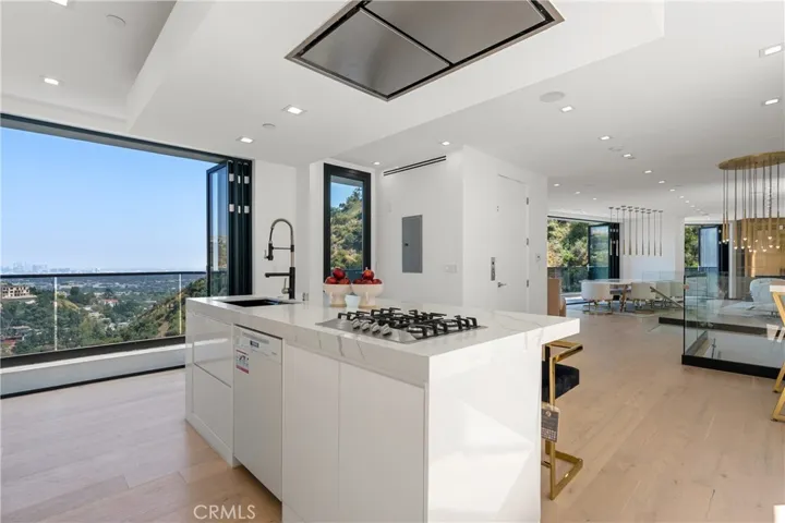 8144 Gould, Los Angeles, California 90046