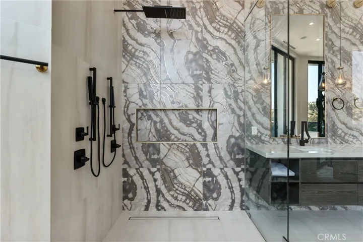 8144 Gould, Los Angeles, California 90046