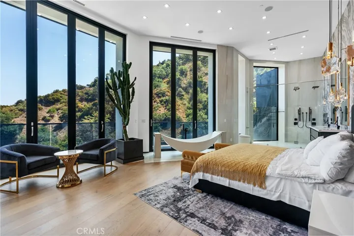 8144 Gould, Los Angeles, California 90046