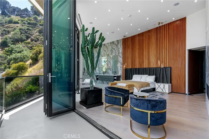 8144 Gould, Los Angeles, California 90046