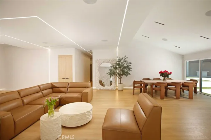 12413 Nedra, Los Angeles, California 91344