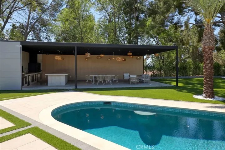 12413 Nedra, Los Angeles, California 91344
