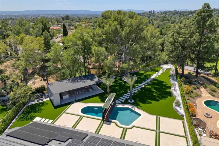 12413 Nedra, Los Angeles, California 91344
