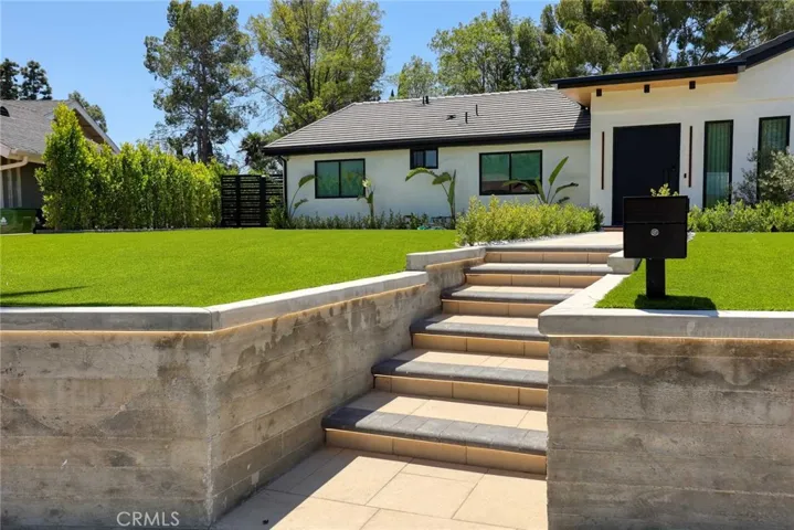12413 Nedra, Los Angeles, California 91344