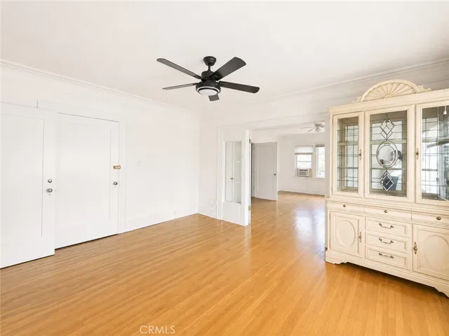 1308 1/2 S Van Ness Avenue, Los Angeles, California 90019