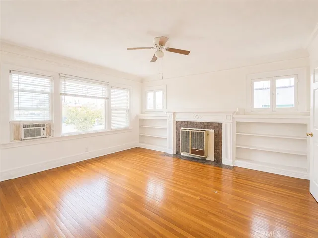 1308 1/2 S Van Ness Avenue, Los Angeles, California 90019