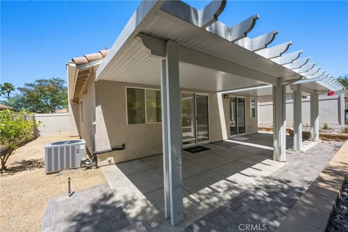 The dual alumawood style patio covers are virtually maintenance free.