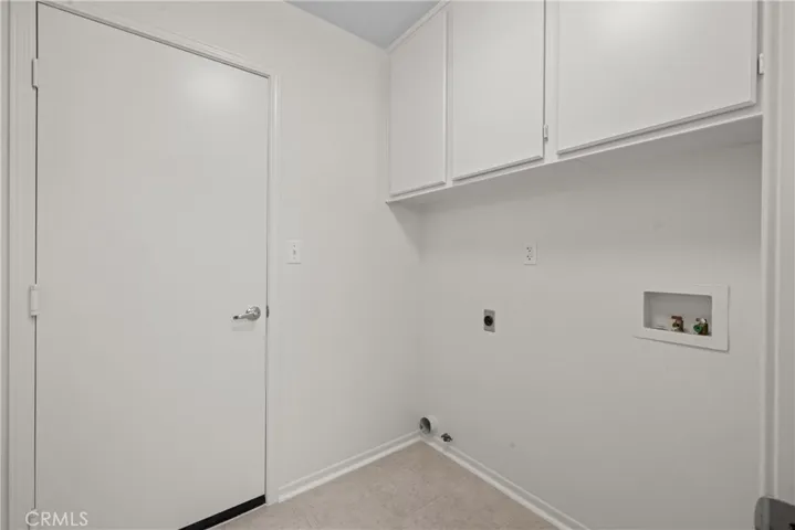 There is an inside laundry room with access to the garage.