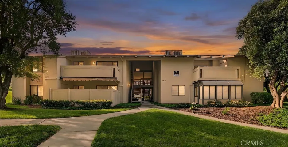 13602 La Jolla, La Mirada, California 90638