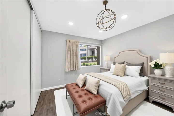 13602 La Jolla, La Mirada, California 90638