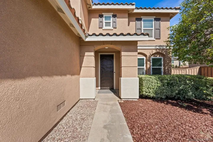 183 La Amistad Way, Hemet, California 92545