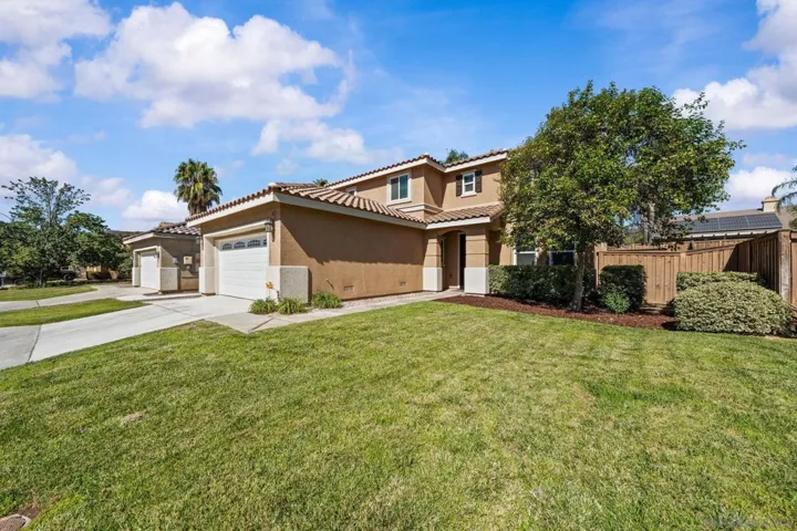 183 La Amistad Way, Hemet, California 92545