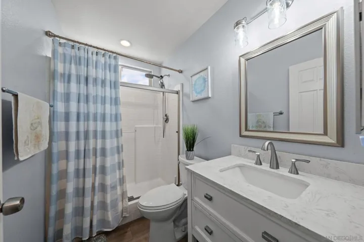 Ground level full bath
