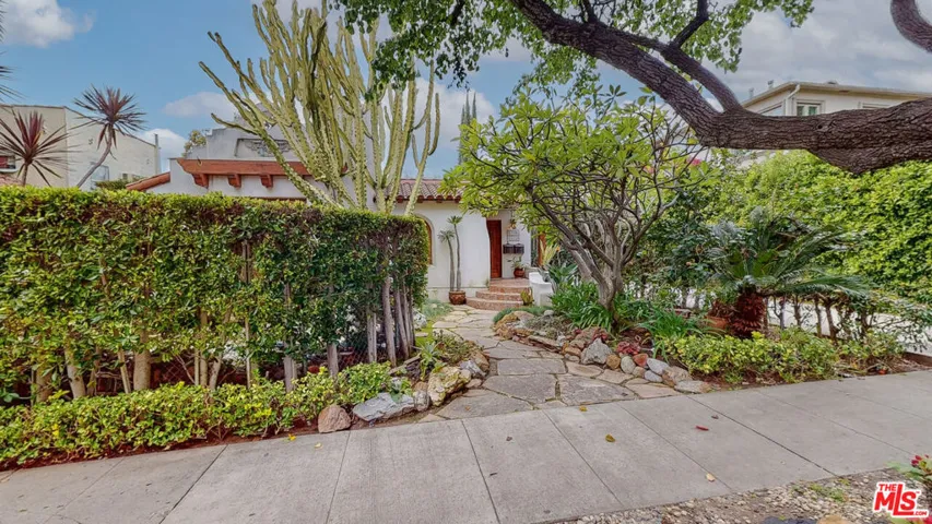 1011 N La Jolla Avenue, Los Angeles, California 90046
