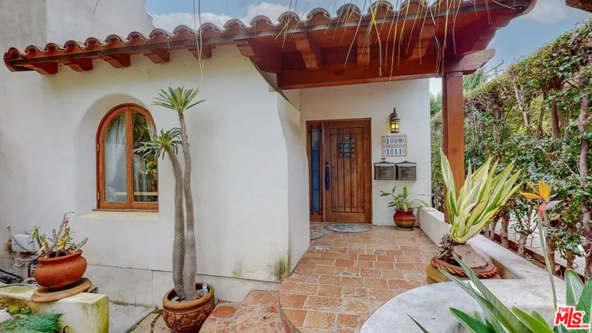 1011 N La Jolla Avenue, Los Angeles, California 90046