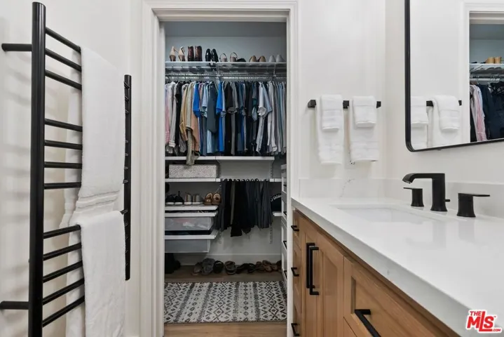 13080 Pacific 123, Playa Vista, California 90094