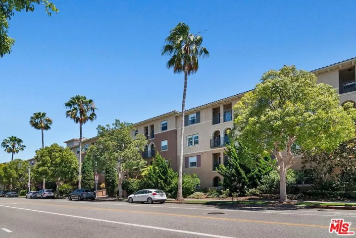 13080 Pacific 123, Playa Vista, California 90094