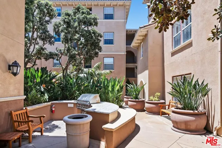 13080 Pacific 123, Playa Vista, California 90094