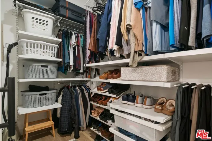 13080 Pacific 123, Playa Vista, California 90094