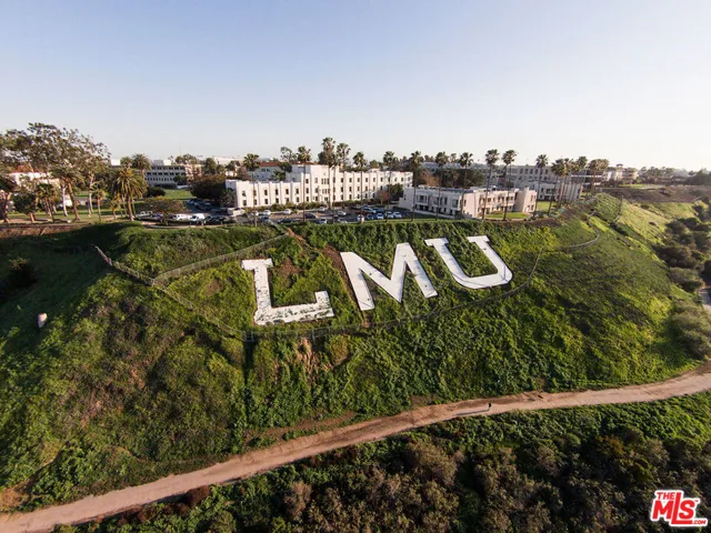 13080 Pacific 123, Playa Vista, California 90094