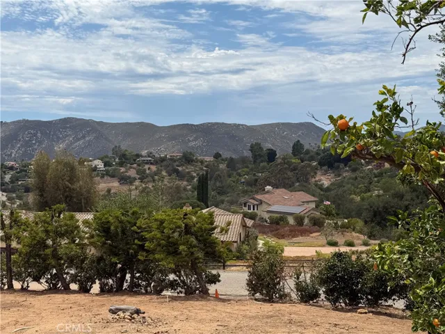 1229 Via Sendero, Escondido, California 92029