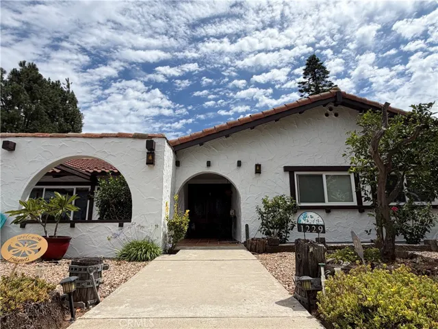 1229 Via Sendero, Escondido, California 92029