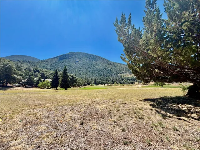 Buckingham Golf Course nearby
