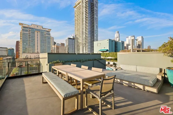 849 S Broadway 811, Los Angeles, California 90014