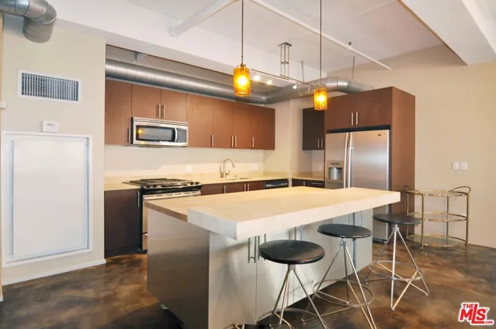 849 S Broadway 811, Los Angeles, California 90014