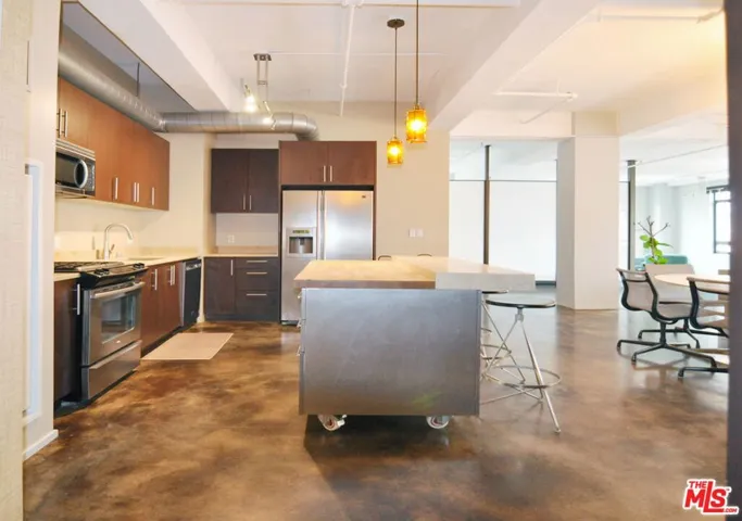 849 S Broadway 811, Los Angeles, California 90014