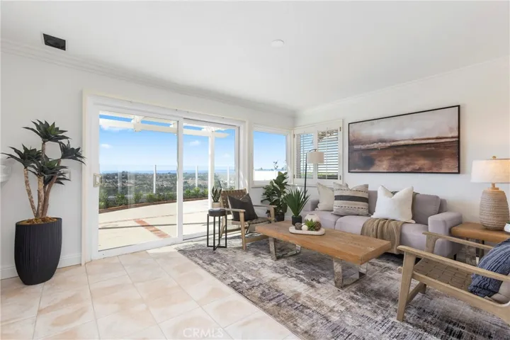 12 Byron Close, Laguna Niguel, California 92677