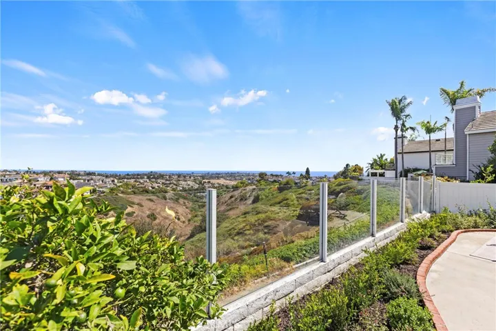 12 Byron Close, Laguna Niguel, California 92677