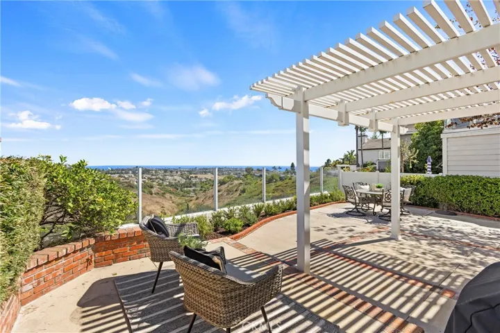 12 Byron Close, Laguna Niguel, California 92677