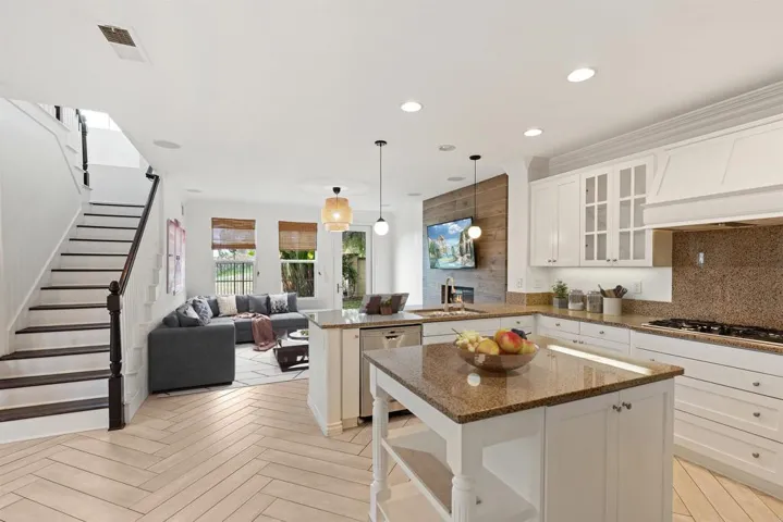 2705 Plumeria Drive, Carlsbad, California 92009