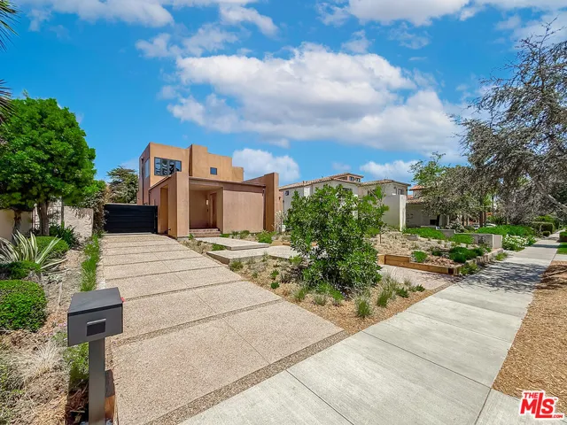 421 19th Street, Santa Monica, California 90402
