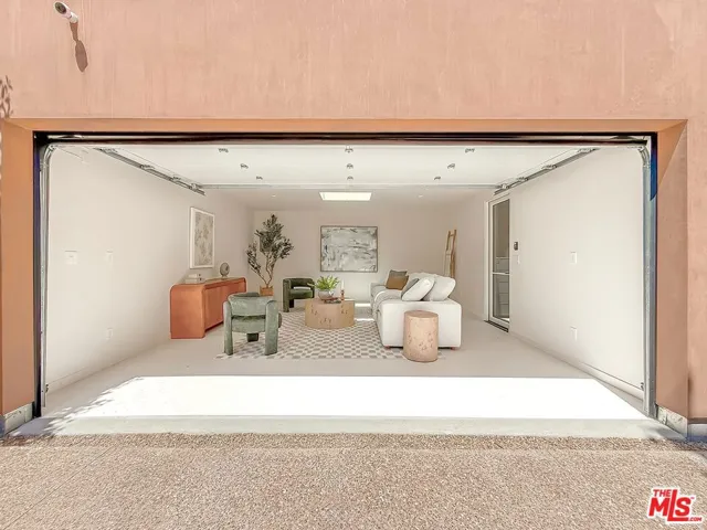 421 19th Street, Santa Monica, California 90402