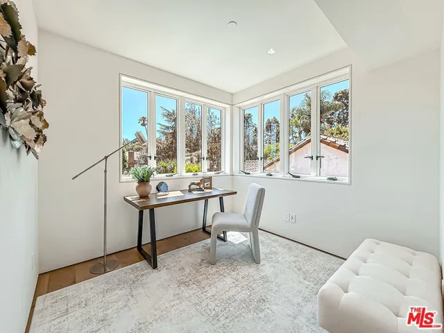 421 19th Street, Santa Monica, California 90402