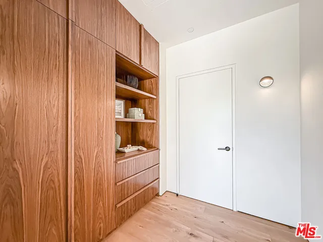 421 19th Street, Santa Monica, California 90402