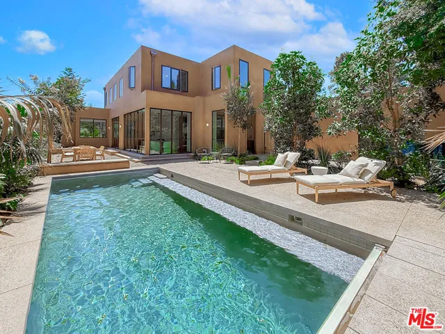 421 19th Street, Santa Monica, California 90402