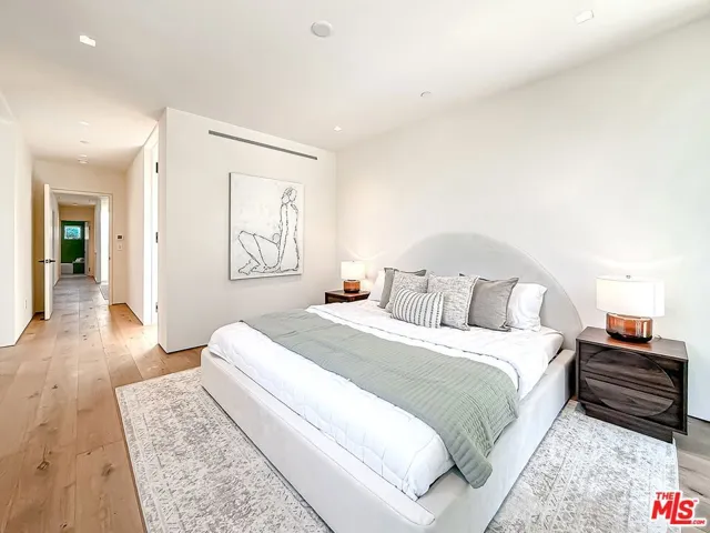 421 19th Street, Santa Monica, California 90402