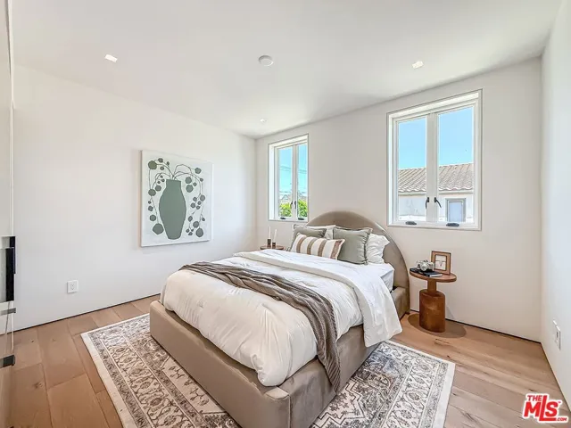 421 19th Street, Santa Monica, California 90402