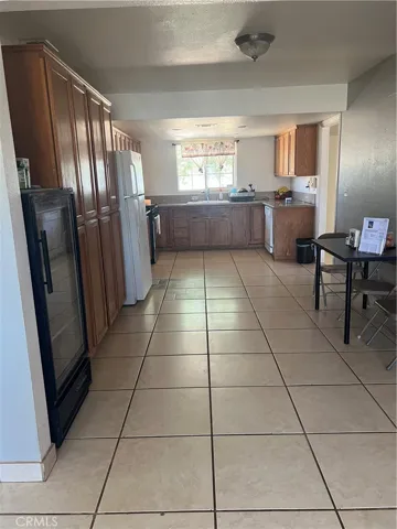 8413 Greenwood, California City, California 93505